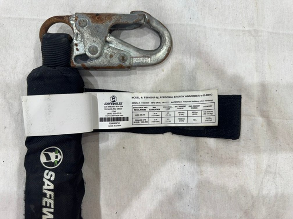 Safewaze Personal Energy Absorber W/ D-Ring
