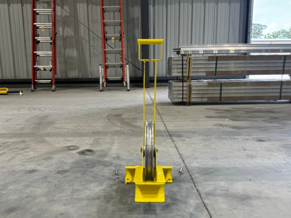 Tie Down Long Handle Hoisting Wheel With 12" Wheel