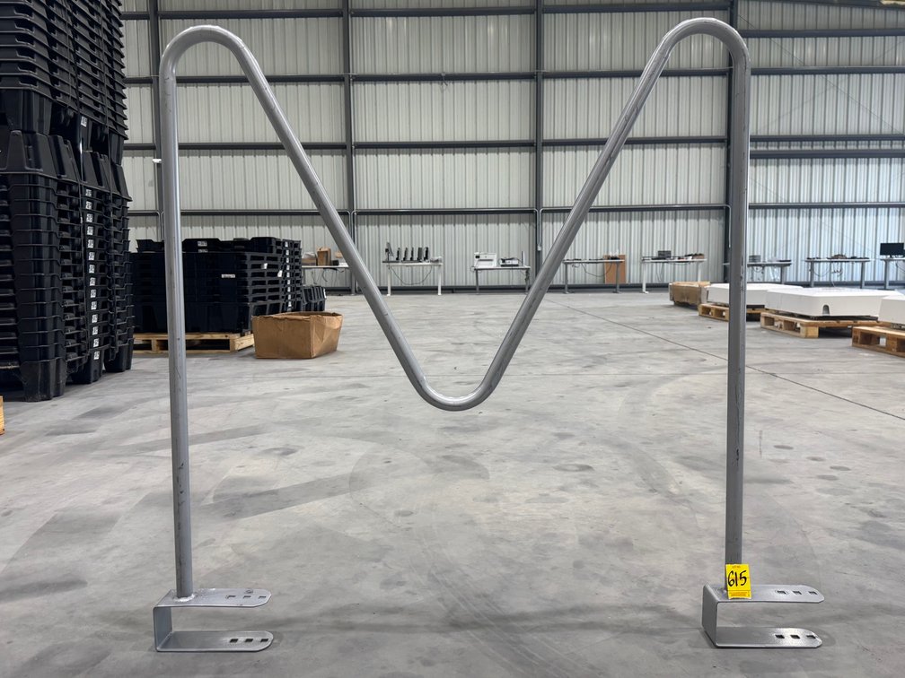 M - Bar Rack Divider
