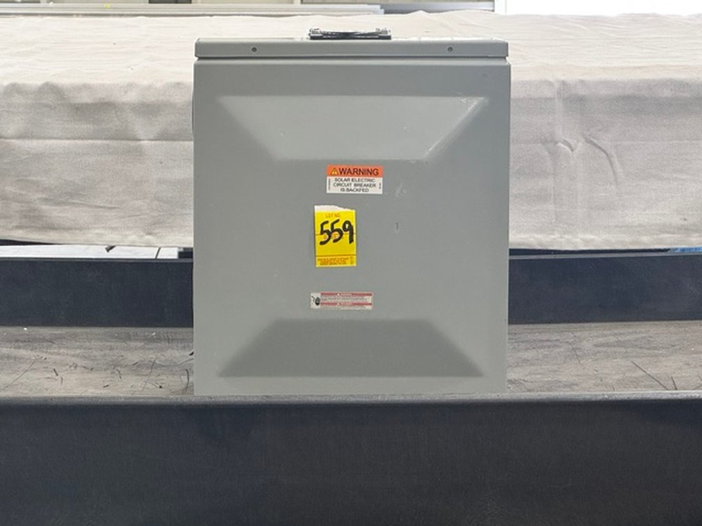 Eaton Outdoor Rainproof Load Center, 125 Amp