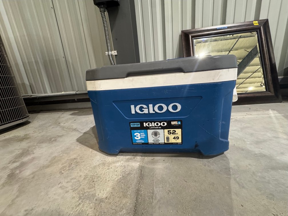 Igloo 52 Qt. Ice Chest, Blue/White/Gray
