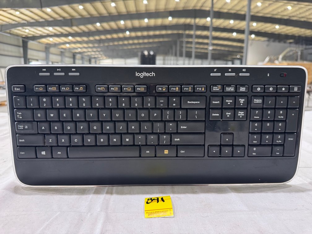 Logitech K520 Wireless Keyboard, P/N: 820-002864
