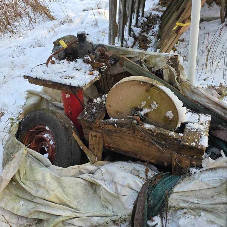 Motorized Stone Grindstone with 18-Inch Stone and Motor