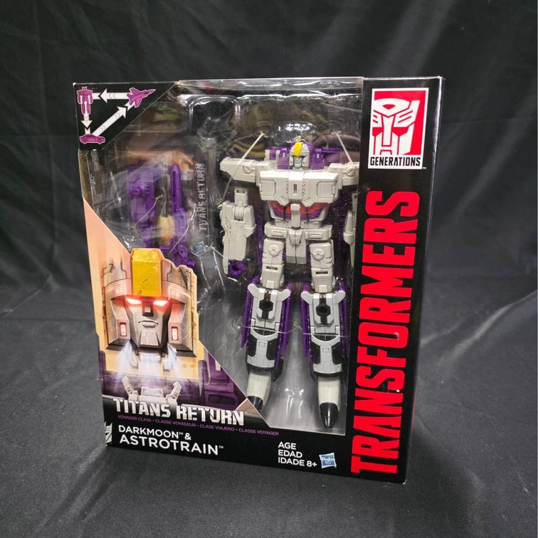2015 Transformers Generations Titans Return Darkmoon & Astrotrain