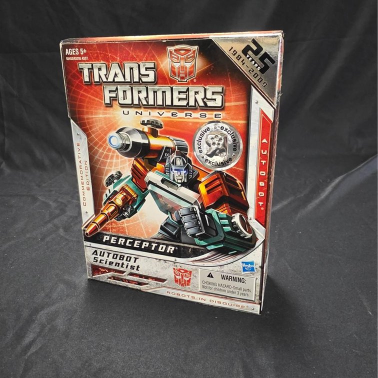 2009 Transformers Universe 25th Anniversary Perceptor Autobot