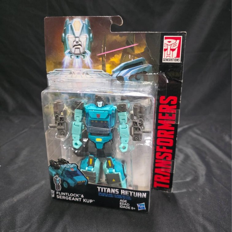 2016 Hasbro Transformers Titans Return Flintlock & Sergeant Kup