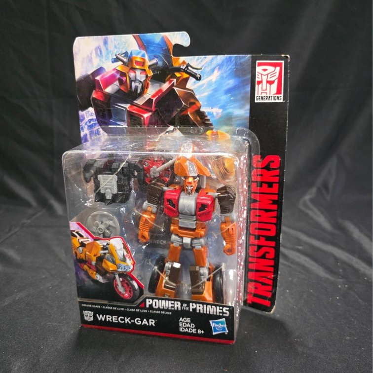 2017 Transformers Power of the Primes Wreck-Gar Deluxe Class