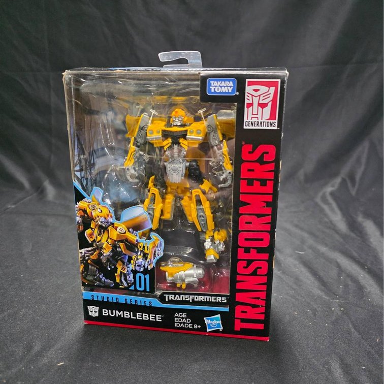 2017 Hasbro Transformers Studio Series 01 Bumblebee