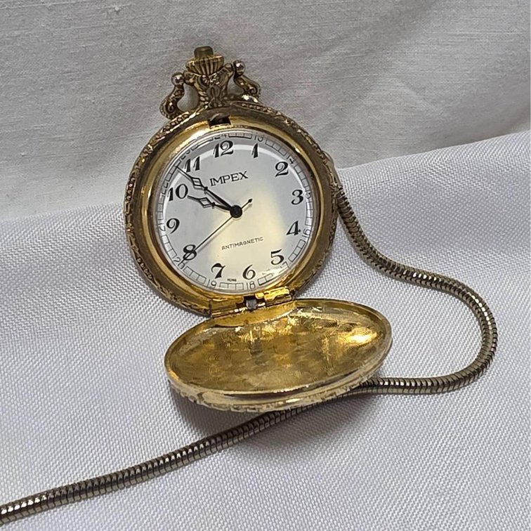 Impex Hunter’s Case Gold-Tone Pocket Watch with Locomotive Motif