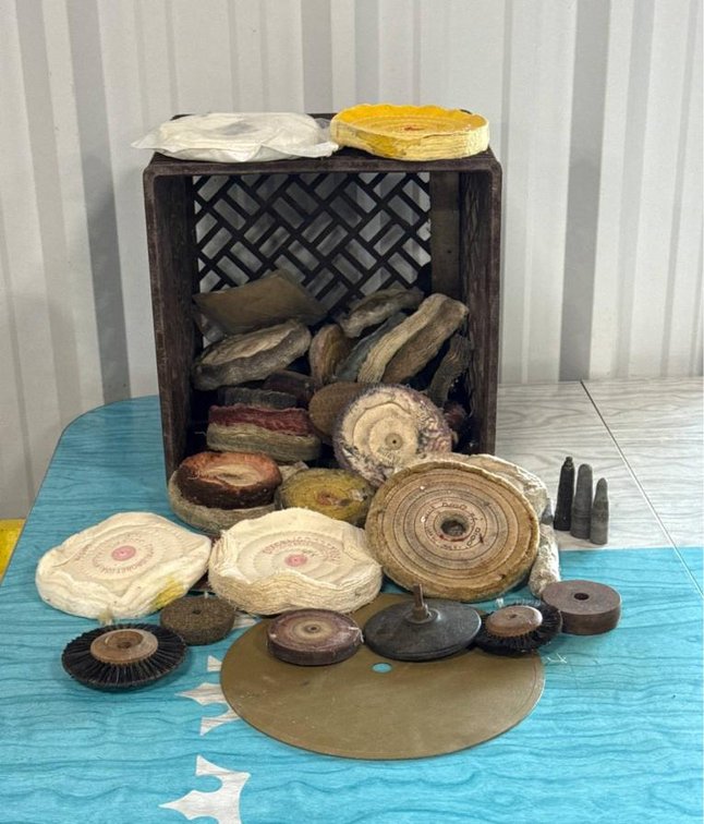 Buffing Wheels, Pads, and Accessories in Crate