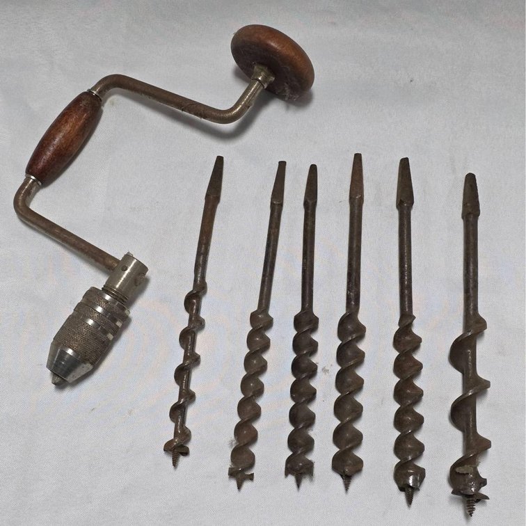 Irwin Brace and Auger Bit Set with Six Bits
