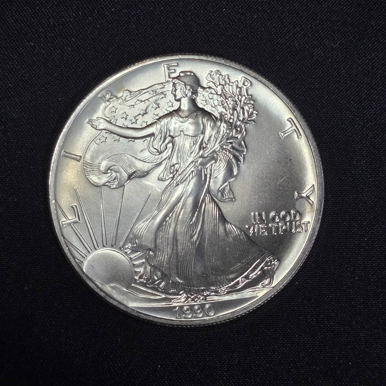 1990 American Eagle Silver Coin, 1 oz .999 Fine Silver