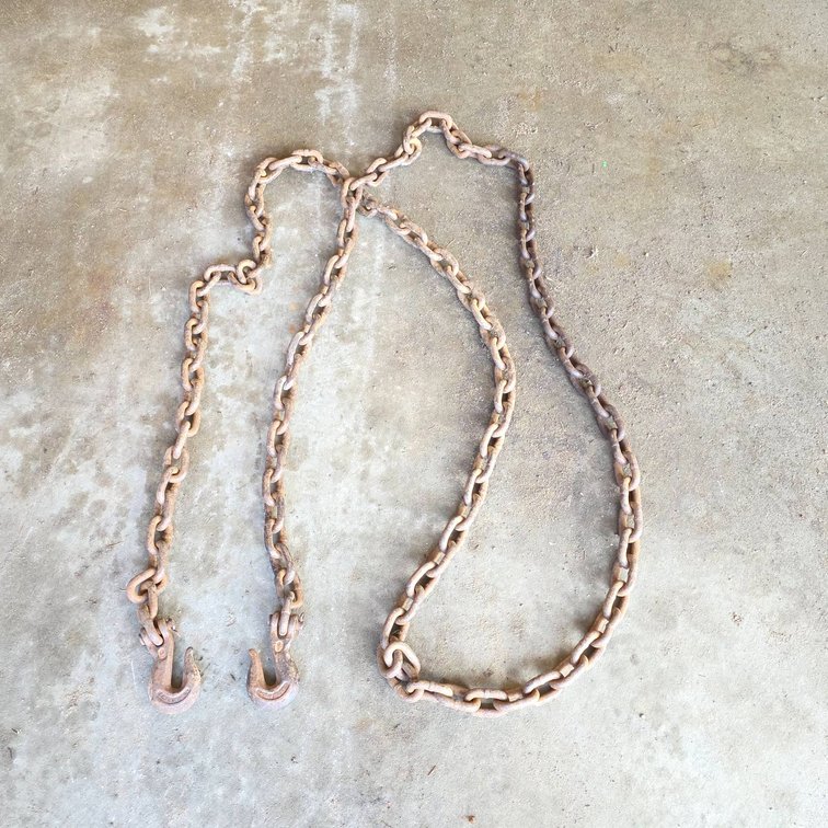 14ft Medium Duty Chain with Two Hooks