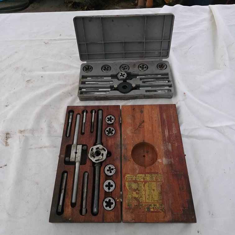 Henry L. Hanson Tap and Die Set with Craftsman Kromedge Addition