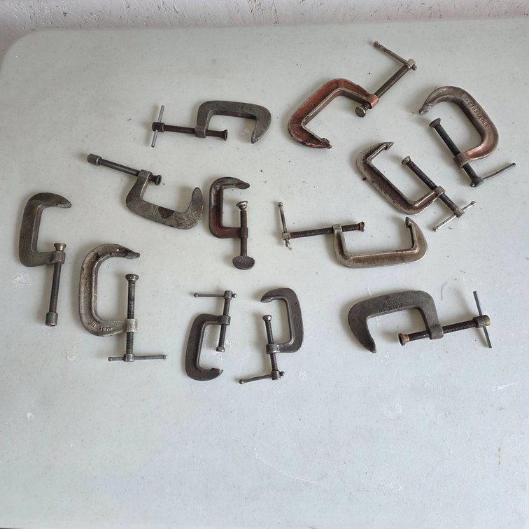 12 Metal C Clamps