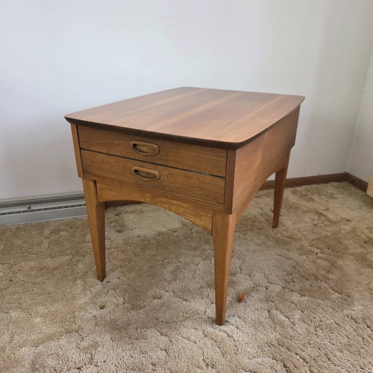 Mid-Century Modern End Table With Single Drawer
