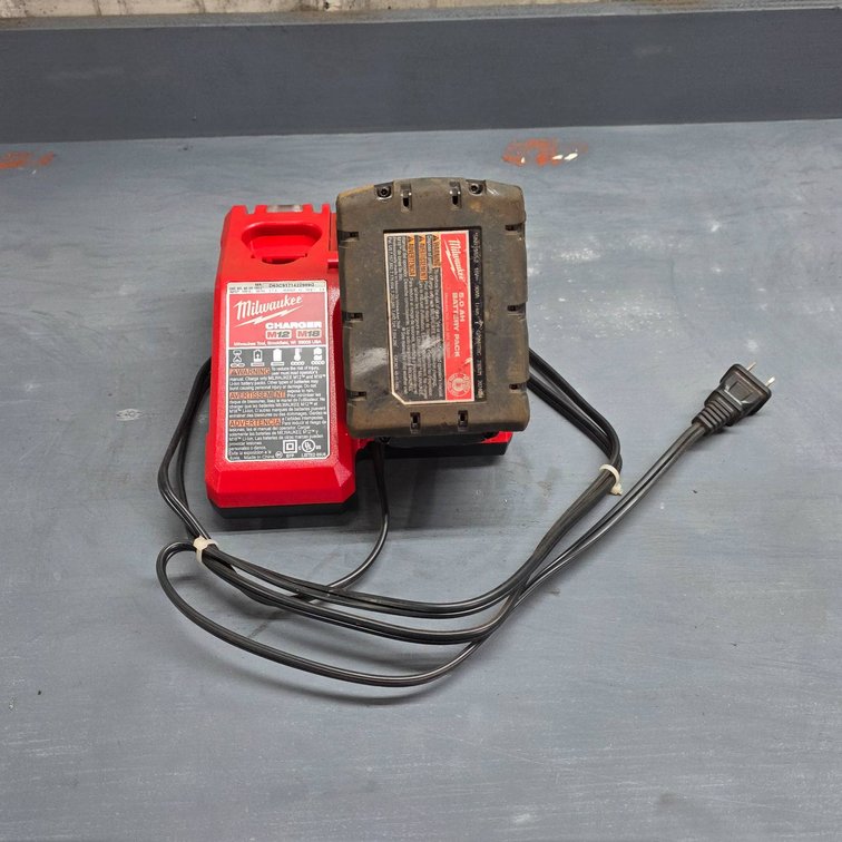 Milwaukee M12/M18 Battery Charger and RedLithium XC 5.0 Battery