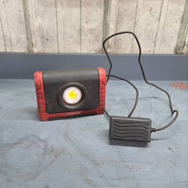 Snap-On Rechargeable Work Light