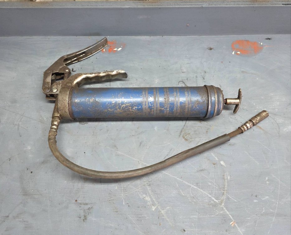 Manually Operated Grease Gun 