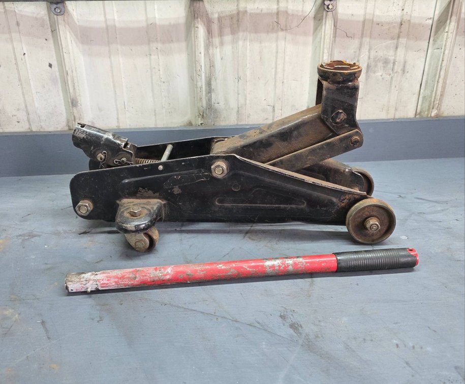 Floor Jack with Handle 