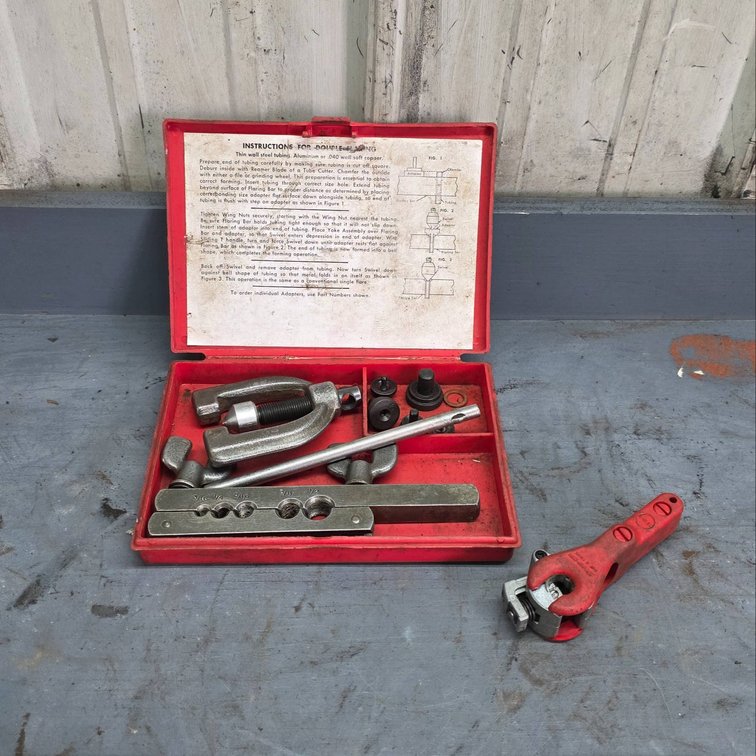 Snap-on Brake Line Cutter and Flaring Kit