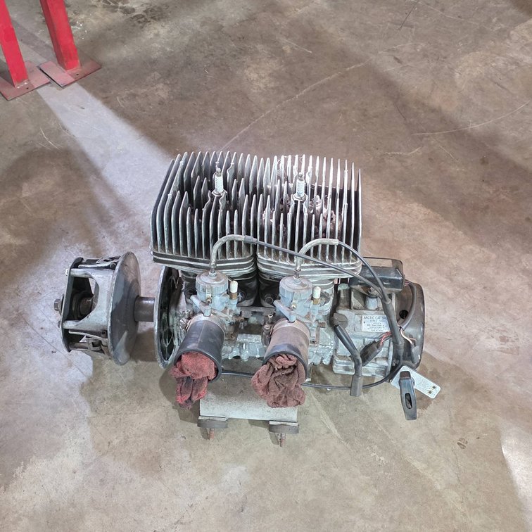 Arctic Cat Spirit Series 5000 Engine, Suzuki