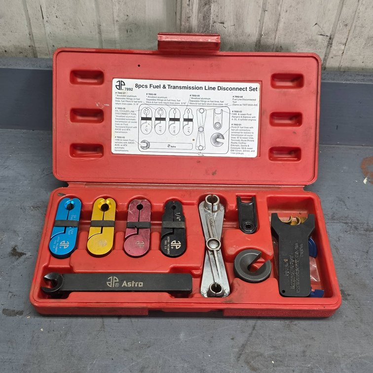 Astro 8-Pc Fuel and Transmission Line Disconnect Set