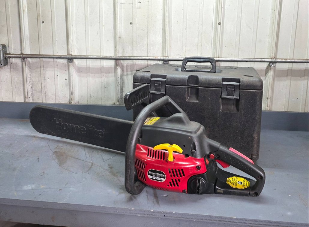 Homelite 16" Chainsaw with 38cc Engine and Carrying Case
