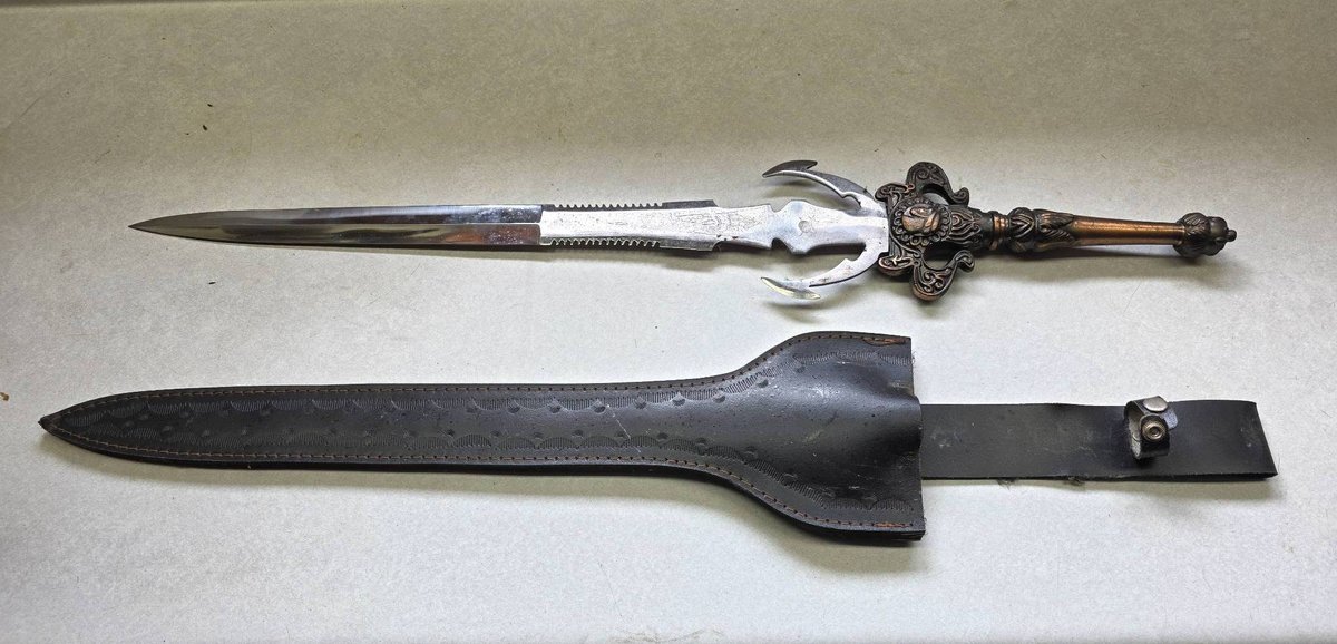 Sword with Copper-Plated Handle and Leather Scabbard
