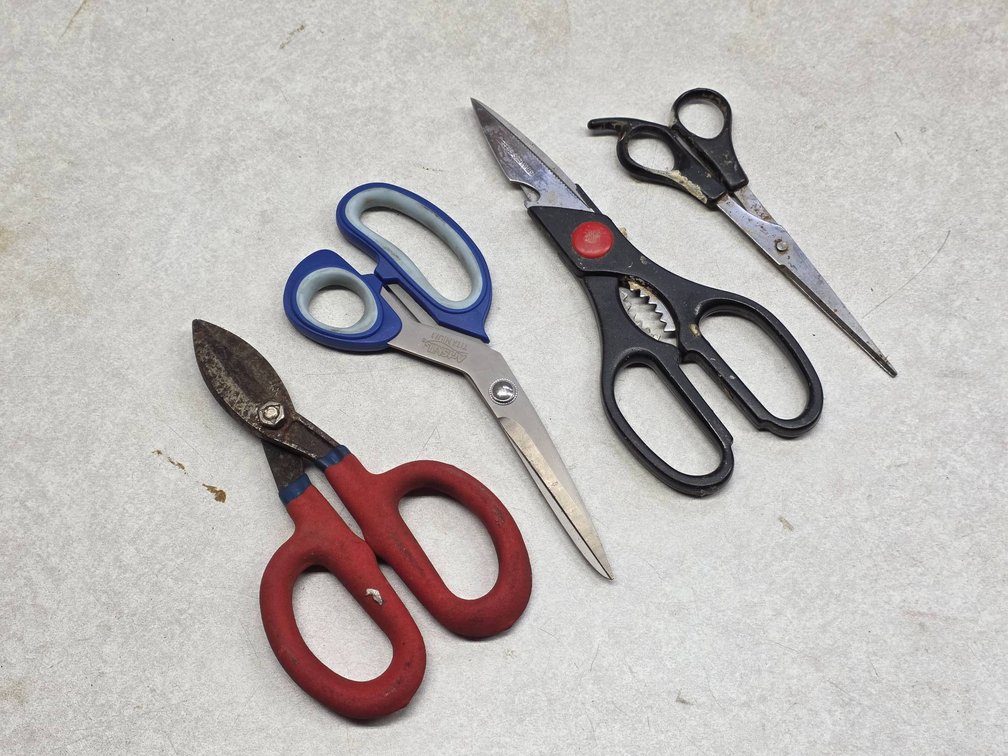 Cutting Tool Lot with Three Pairs of Scissors and Heavy Duty Snips