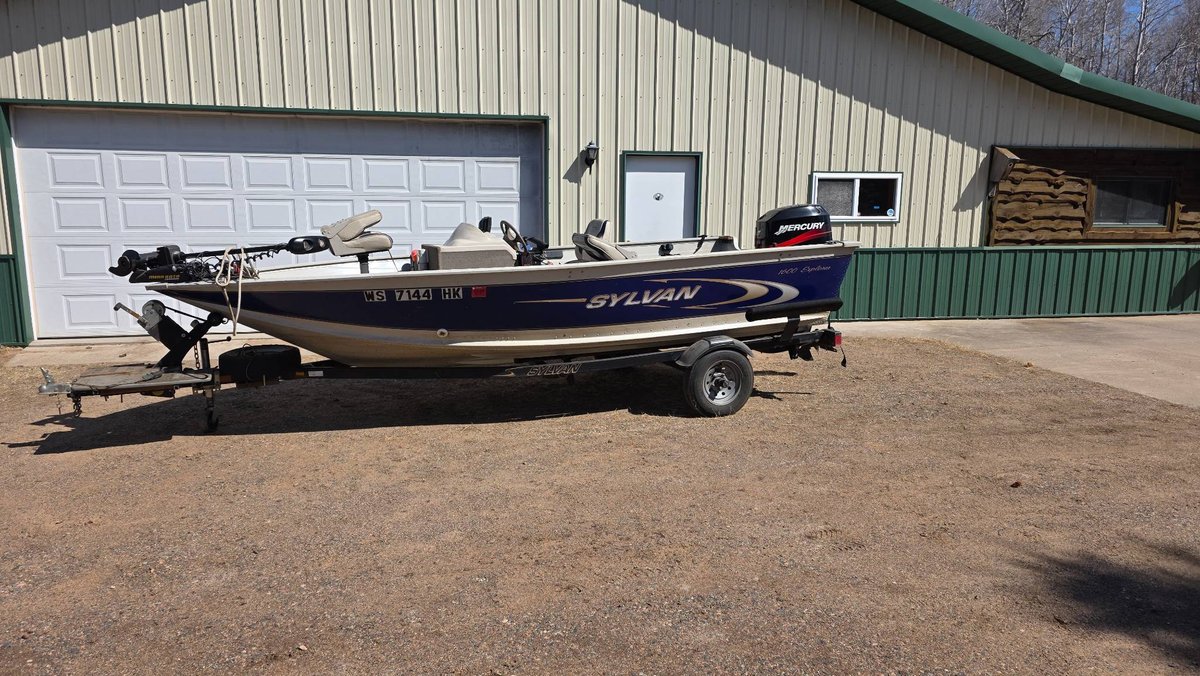 2001 Sylvan 1600 Explorer Boat With Mercury 50HP Outboard Motor, Minn Kota Trolling Motor, and Trailer