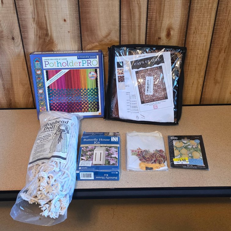 Craft Kits Including Quilt Pattern, Potholder Loom, and More
