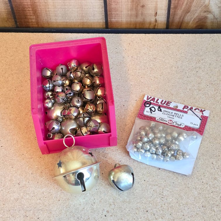Metal Jingle Bells Including Large Bells and Fibre-Craft Pack