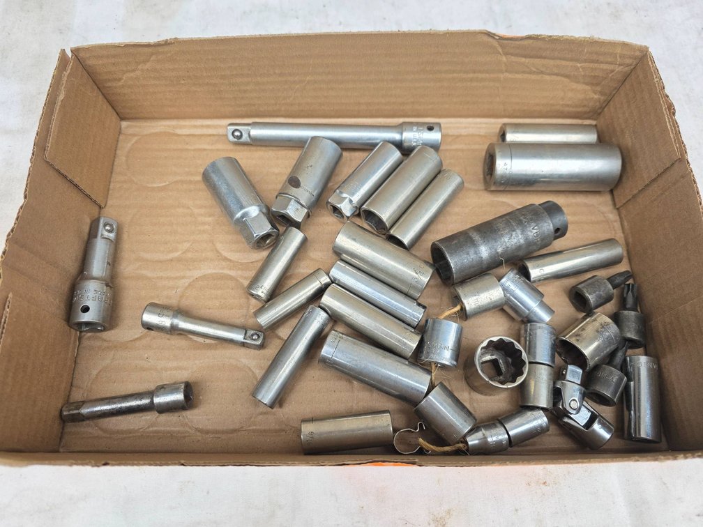 35+ Socket Tools, Mostly Craftsman