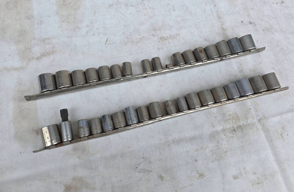 34pc Craftsman Socket Set in Assorted Sizes