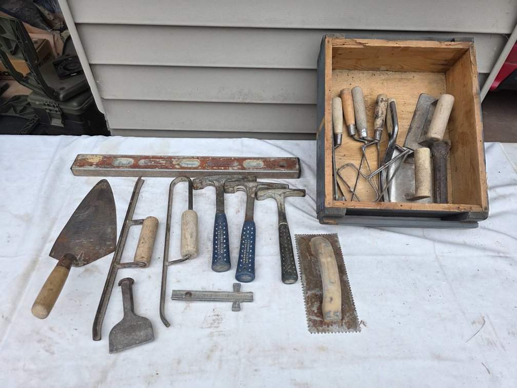 20pc Concrete Supplies Value Lot with Tools and Accessories