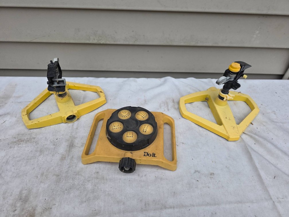 3pc Lawn Sprinkler Lot