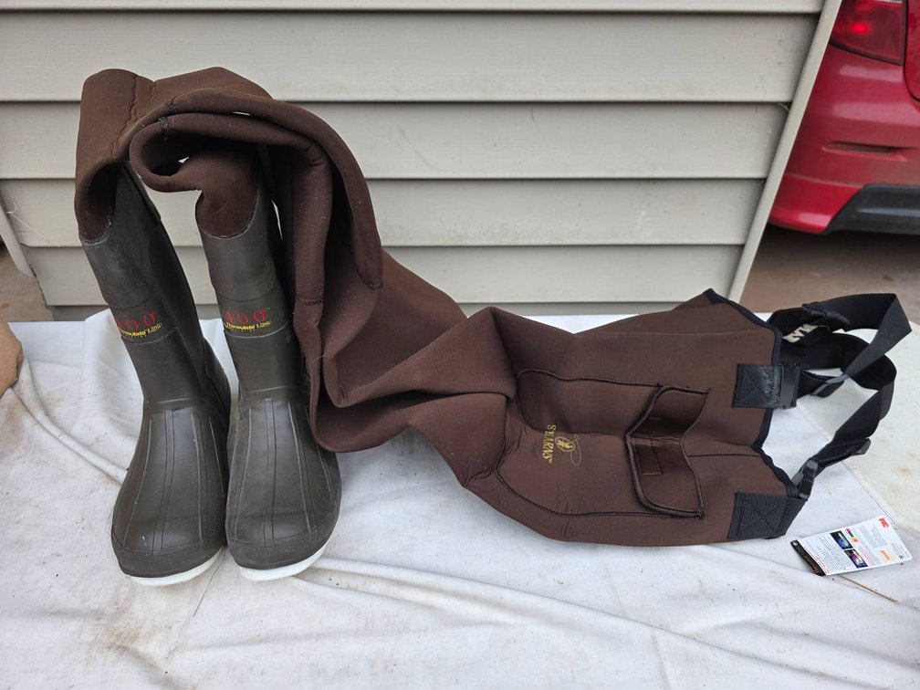 NWT Stearns 3.5mm Men’s Boot Foot Chest Wader with Felt Soles, Size 8