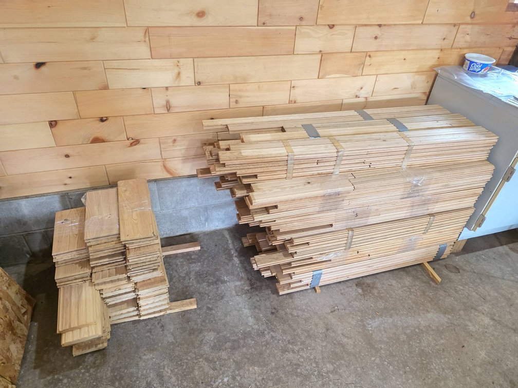 Oak Tongue-and-Groove Hardwood Flooring Value Lot