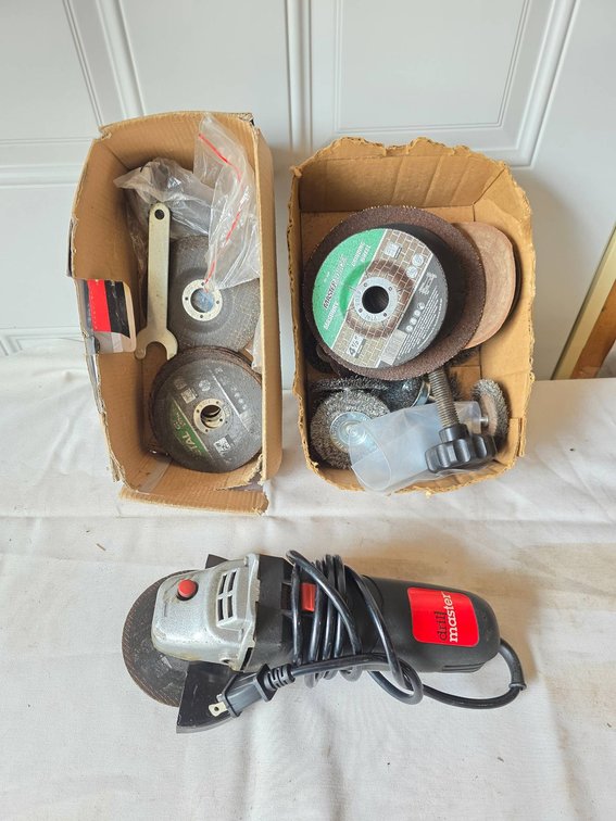 Drill Master 4-Inch Grinder with Grinding Wheels and Brushes