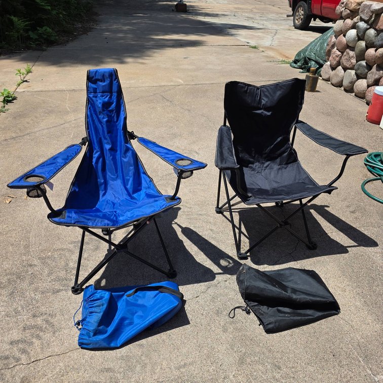 2pc Adult-Sized Folding Lawn Chairs with Storage Bags