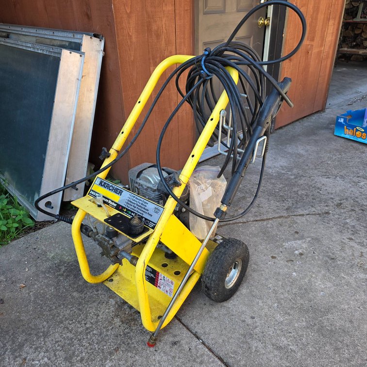 Karcher 2400 PSI Gasoline Pressure Washer With Honda 5.0 HP Engine