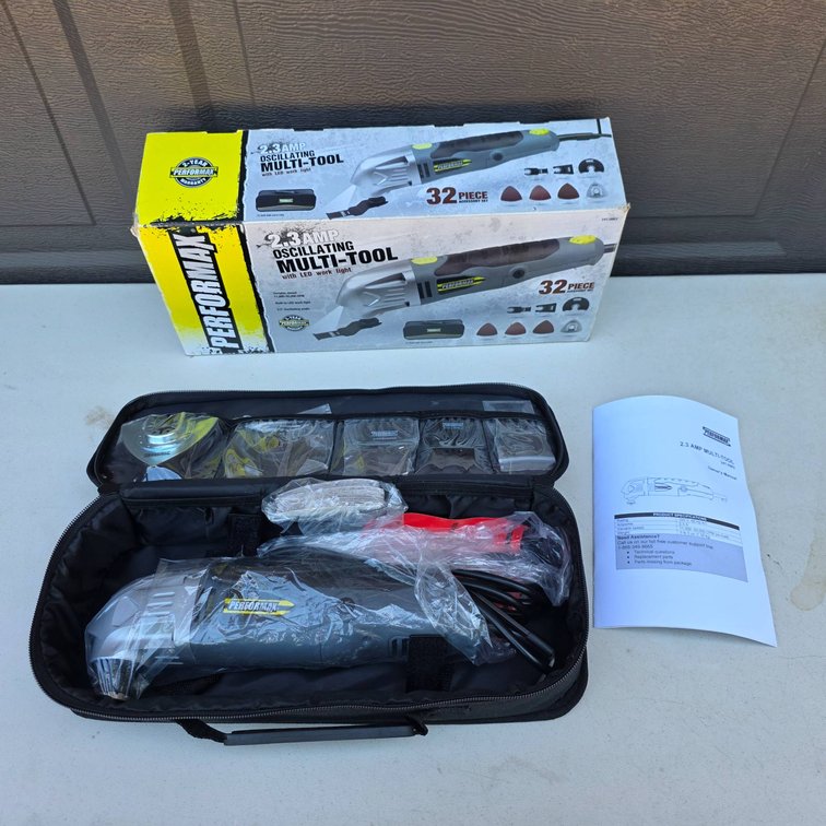 NIB Performax 32-Piece 2.3 Amp Oscillating Multi-Tool with Case