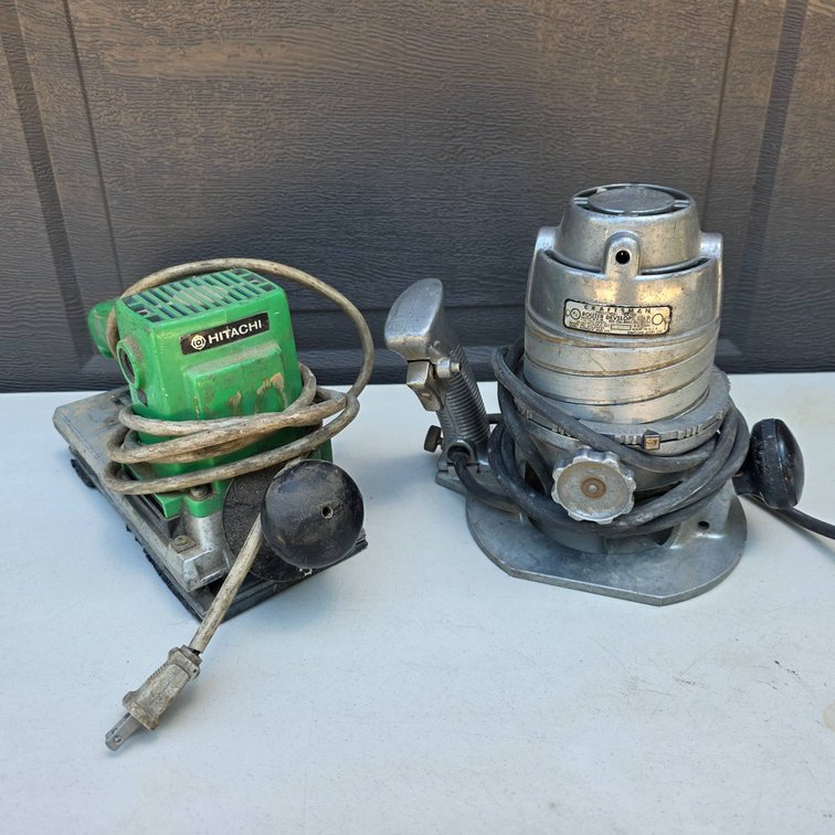 Hitachi Orbital Sander SO-110A and Craftsman Router Lot