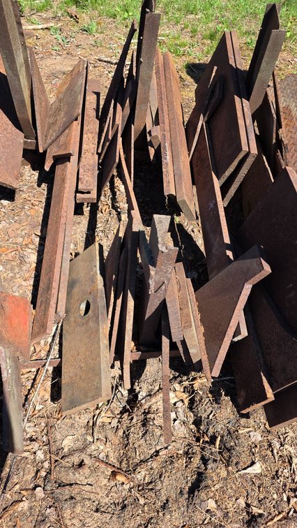 Steel Plate Chunks, Up to 1 1/4 Inch Thick