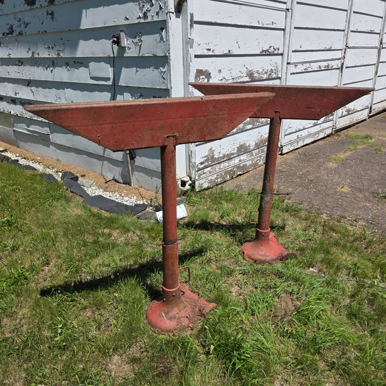Pair of 4 ft Homemade Heavy-Duty Metal Stands