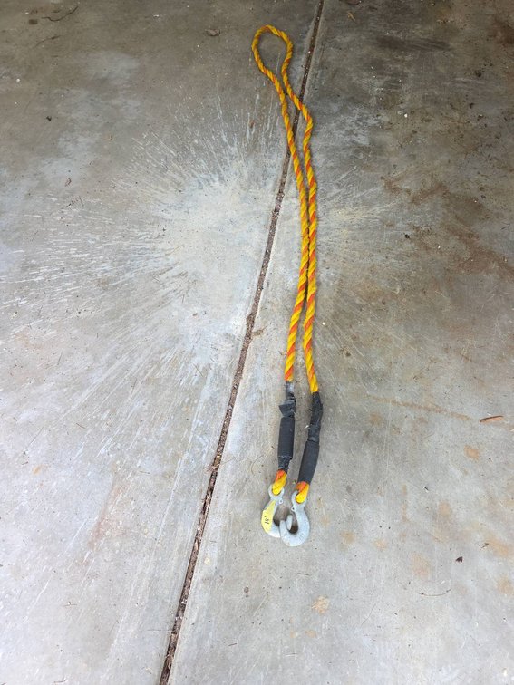 14ft Twisted Polypropylene Rope with Metal Hook Attachments