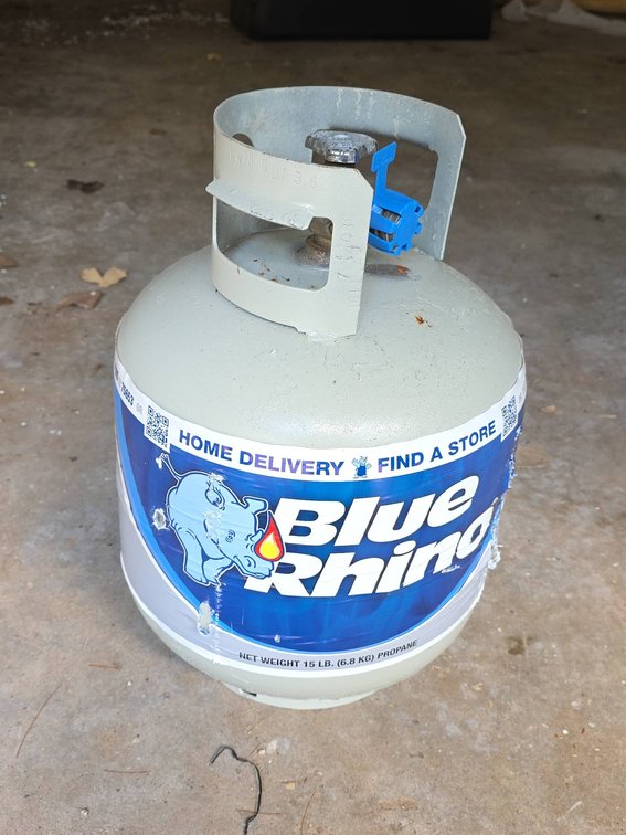 Blue Rhino 15 lb Propane Gas Cylinder, Mostly Full