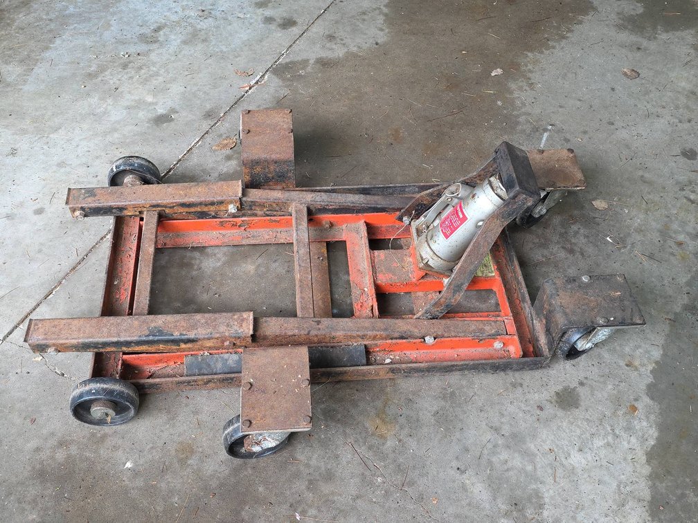 Steel Hydraulic Motorcycle Jack Cart with Casters and Bottle Jack
