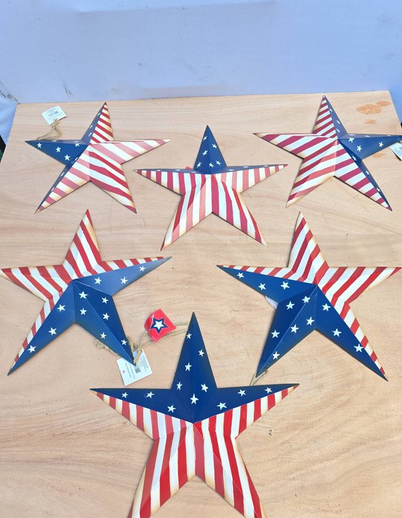 6 Unused 18" Patriotic Star Decoys with Red, White, and Blue Designs